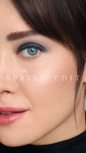 Afbeelding in Gallery-weergave laden, ColorLuxe Eye Shadow Stick