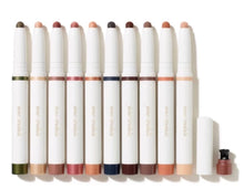 Afbeelding in Gallery-weergave laden, NIEUW! ColorLuxe Eye Shadow Stick
