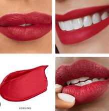 Afbeelding in Gallery-weergave laden, Beyond Matte Lip Stain
